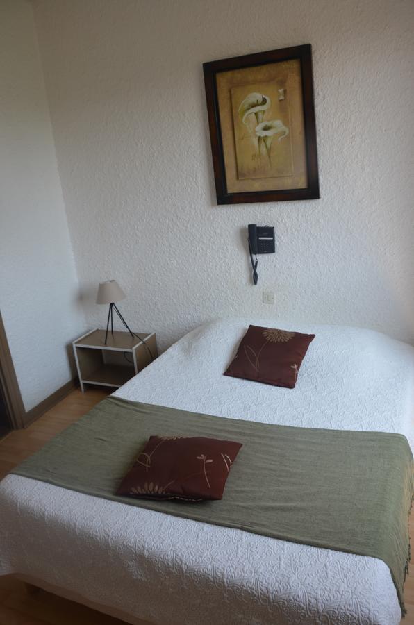 Hotel Le Week-End Plouider Екстериор снимка
