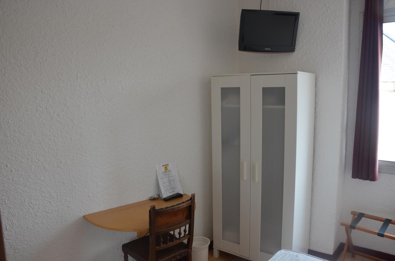 Hotel Le Week-End Plouider Екстериор снимка
