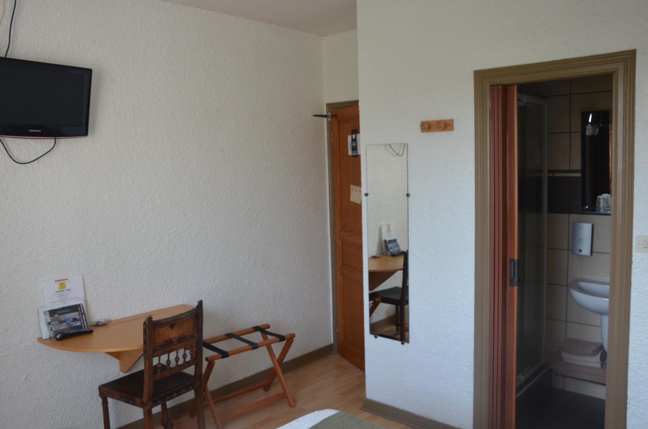 Hotel Le Week-End Plouider Екстериор снимка